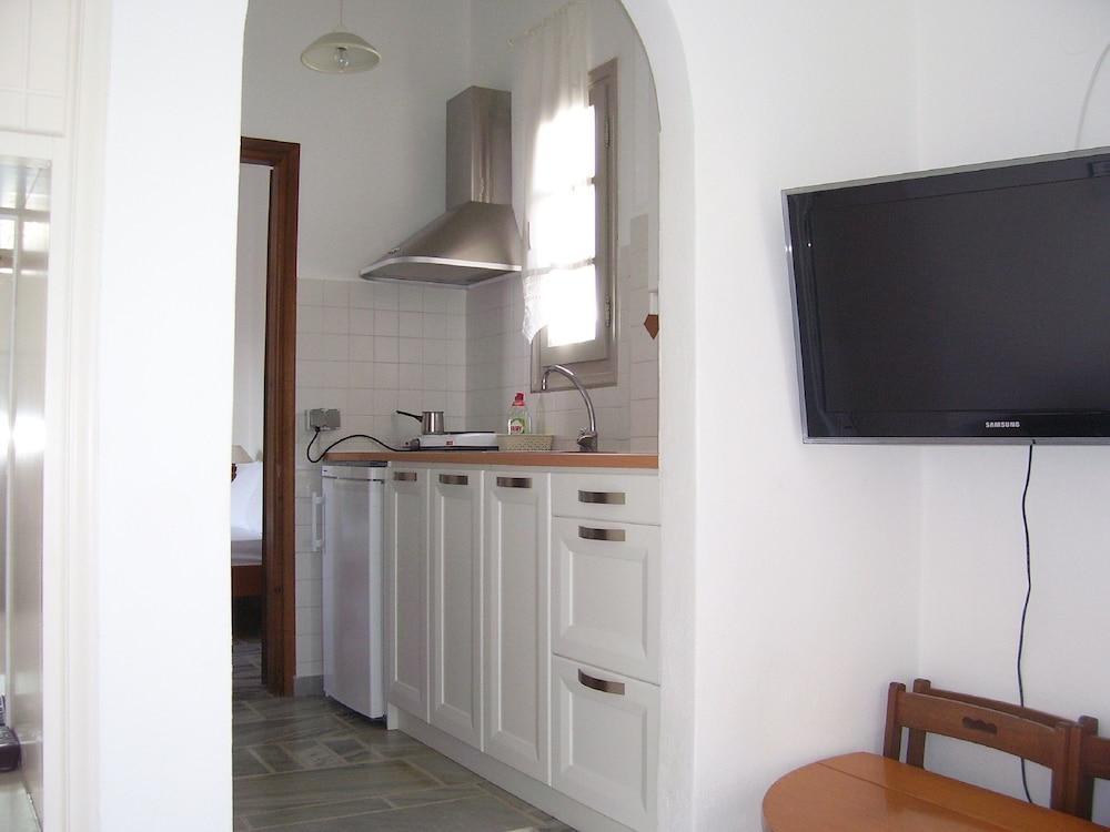 Despina'S Mare Aparthotel Naousa  Exterior photo